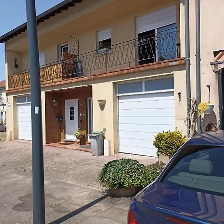 Apartment Avec Balcon